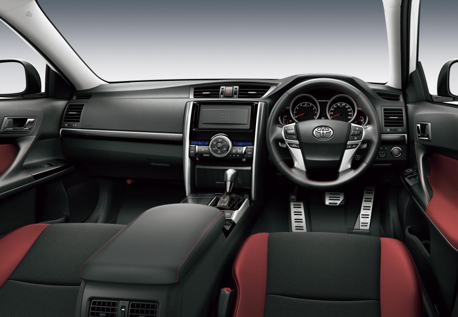 Торпедо Toyota Mark X 350RDS (GRX130) 2016 года  (фото 3 из 4)